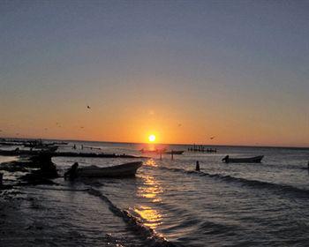 Wayak Holbox Hotel Екстериор снимка